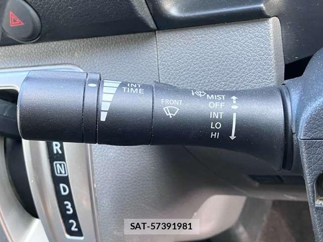 Nissan NV350 Caravan 2017-09 8371999-4