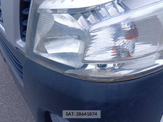 Nissan NV350 Caravan 2016-07 8563070-19