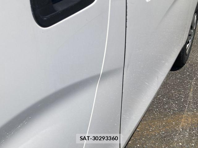 Nissan NV350 Caravan 2020-07 8628224-15