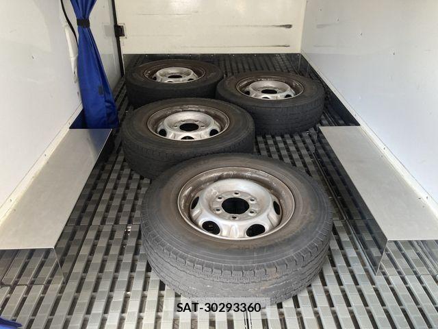 Nissan NV350 Caravan 2020-07 8628224-18