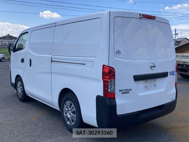 Nissan NV350 Caravan 2020-07 8628224-1
