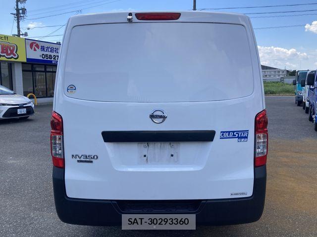 Nissan NV350 Caravan 2020-07 8628224-23