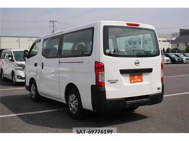 Nissan NV350 Caravan 2019-09 8628225-12