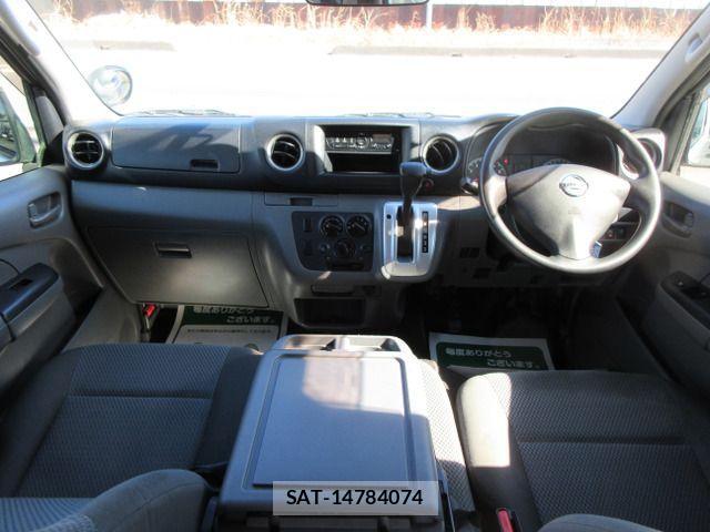 Nissan NV350 Caravan 2017-05 770015-9