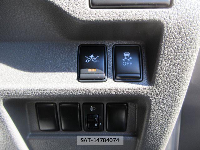 Nissan NV350 Caravan 2017-05 770015-17