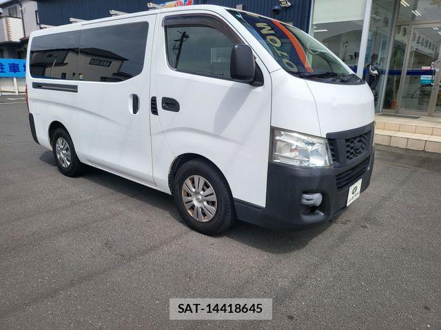 Nissan NV350 Caravan 2015-07 1078770-8