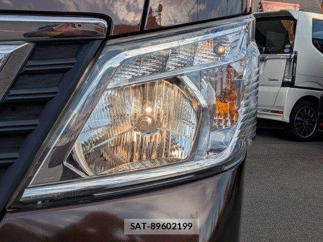 Nissan NV350 Caravan 2020-11 5874760-10