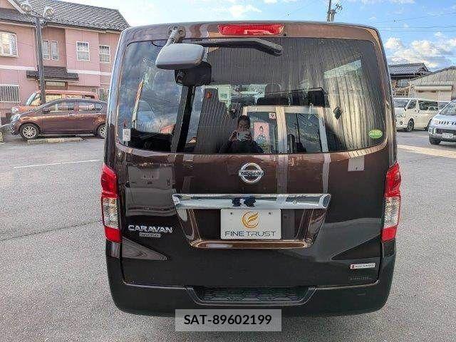 Nissan NV350 Caravan 2020-11 5874760-16