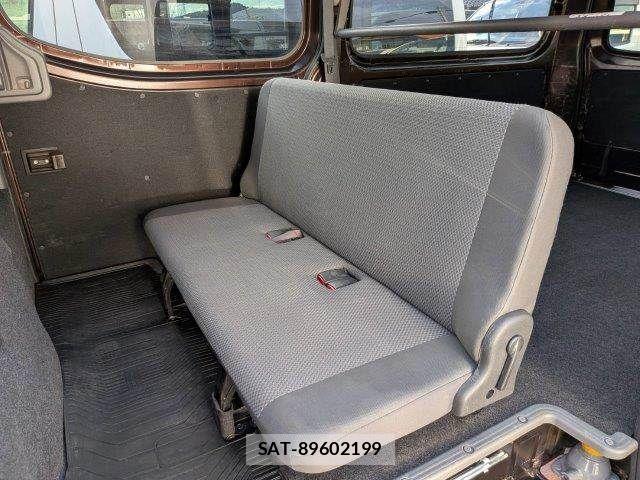 Nissan NV350 Caravan 2020-11 5874760-29
