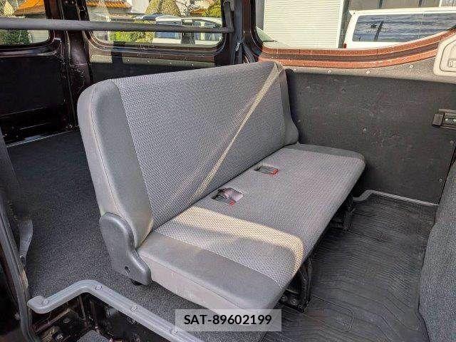 Nissan NV350 Caravan 2020-11 5874760-7