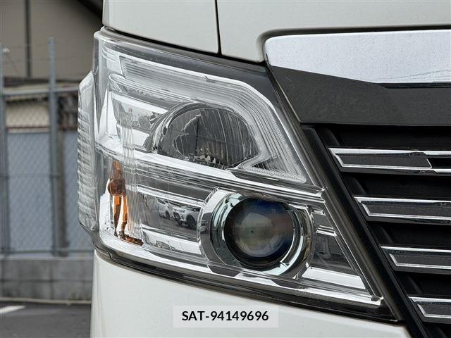 Nissan NV350 Caravan 2018-04 6218046-10