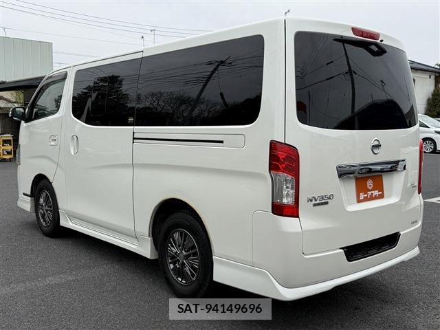 Nissan NV350 Caravan 2018-04 6218046-21