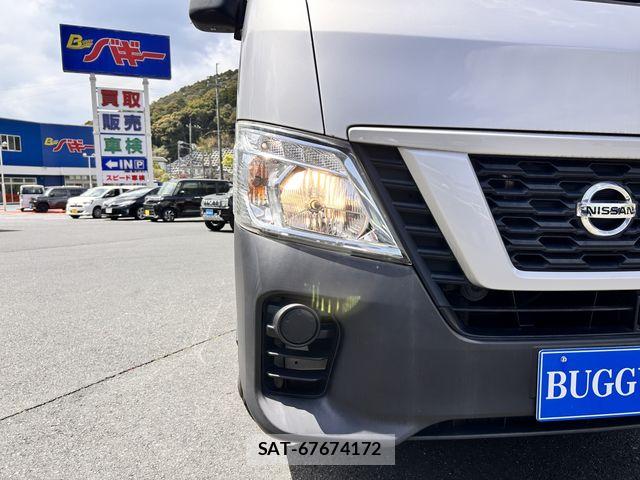 Nissan NV350 Caravan 2019-02 6501617-18