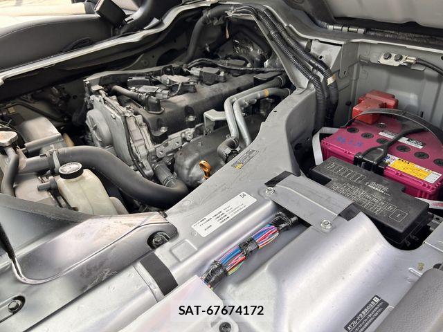 Nissan NV350 Caravan 2019-02 6501617-27