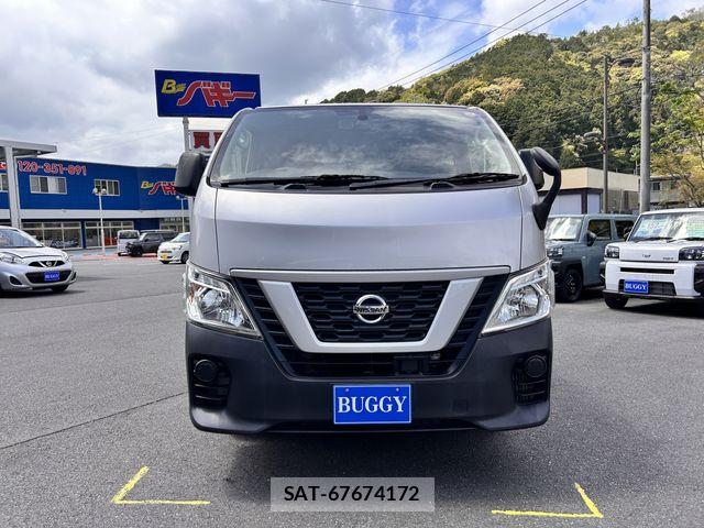 Nissan NV350 Caravan 2019-02 6501617-28