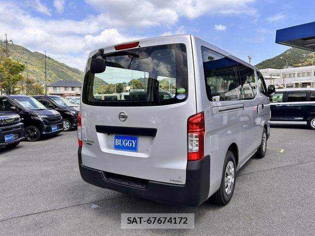 Nissan NV350 Caravan 2019-02 6501617-2