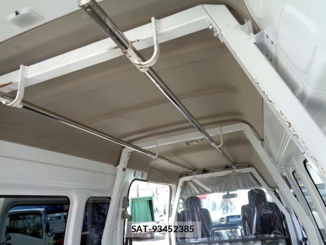 Nissan NV350 Caravan 2021-03 6501607-14