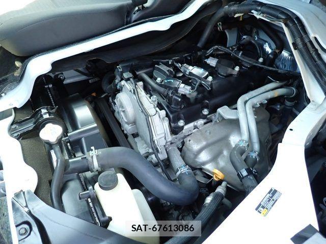 Nissan NV350 Caravan 2019-03 7021158-18