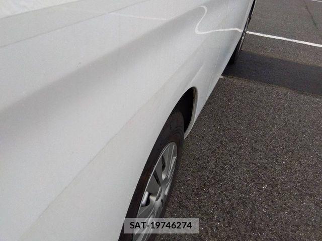 Nissan NV350 Caravan 2016-04 7223181-11