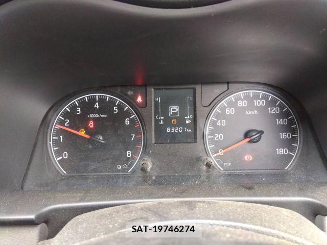 Nissan NV350 Caravan 2016-04 7223181-6