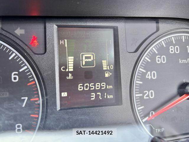 Nissan NV350 Caravan 2021-03 7223188-28