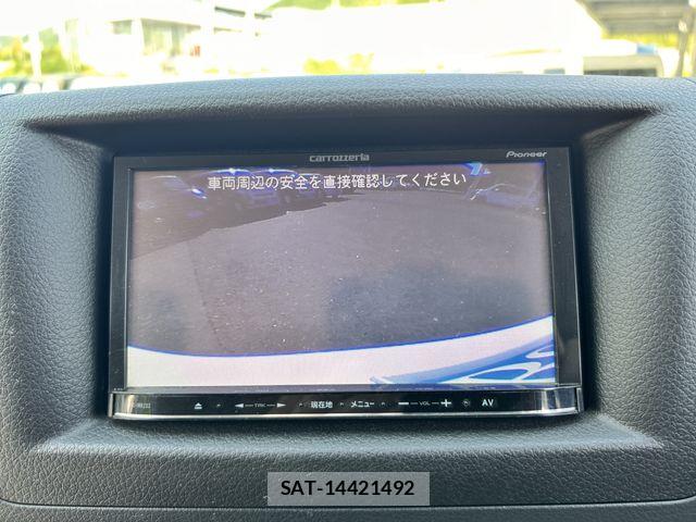 Nissan NV350 Caravan 2021-03 7223188-7