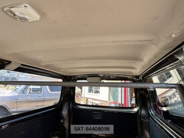 Nissan NV350 Caravan 2014-04 7223184-14