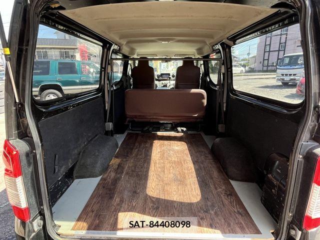Nissan NV350 Caravan 2014-04 7223184-16