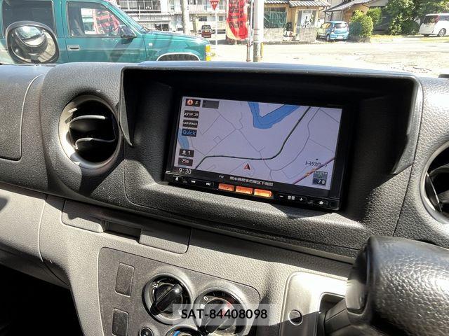 Nissan NV350 Caravan 2014-04 7223184-29