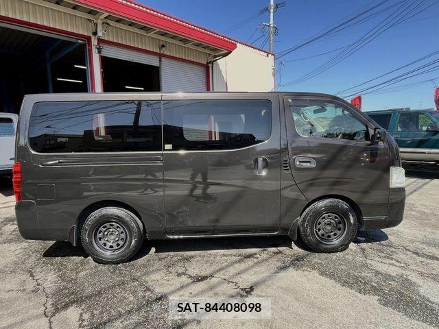 Nissan NV350 Caravan 2014-04 7223184-3