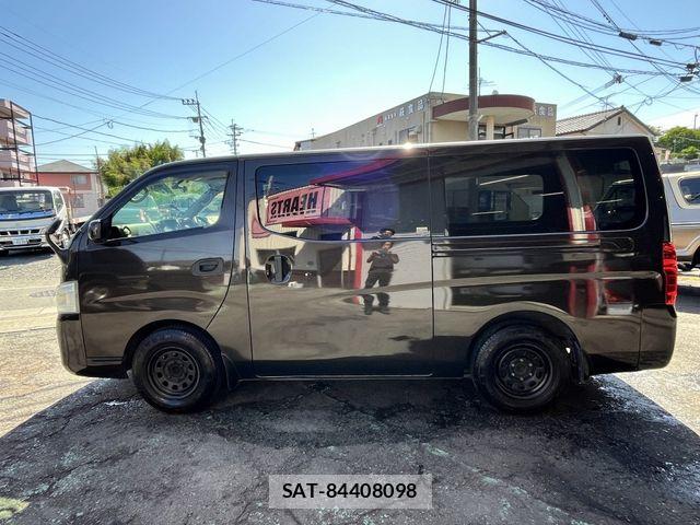 Nissan NV350 Caravan 2014-04 7223184-6
