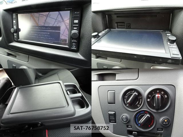 Nissan NV350 Caravan 2017-08 7251819-20