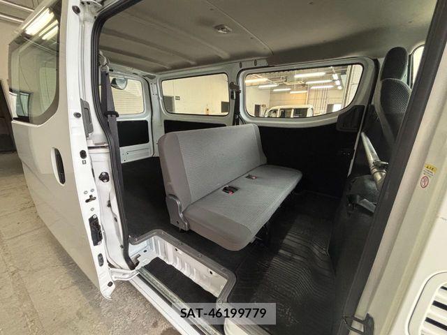 Nissan NV350 Caravan 2021-06 7272607-5