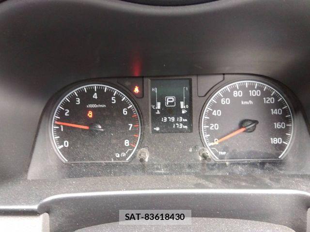 Nissan NV350 Caravan 2017-05 7359185-6