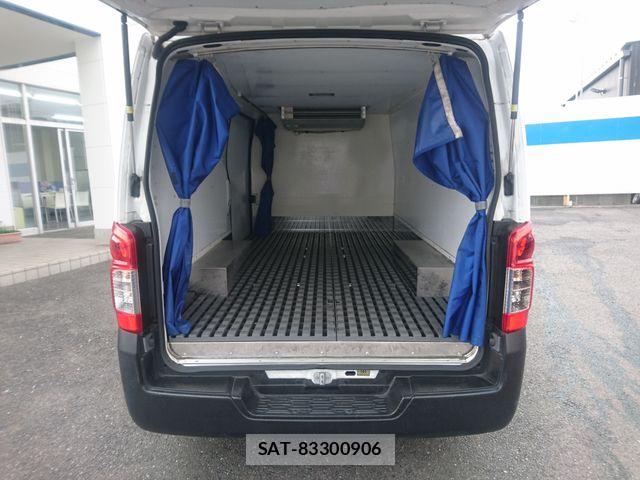 Nissan NV350 Caravan 2020-08 8101012-17