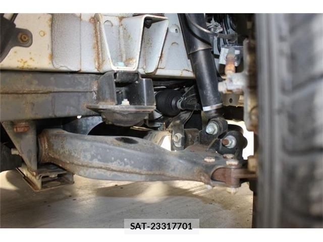 Nissan NV350 Caravan 2018-08 8209368-17