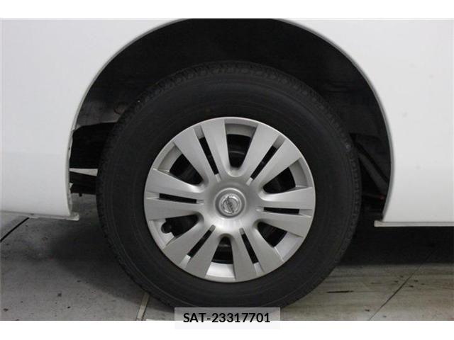 Nissan NV350 Caravan 2018-08 8209368-23