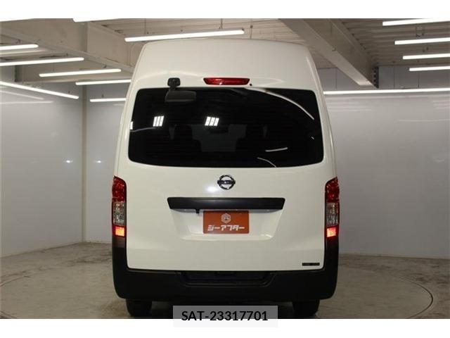 Nissan NV350 Caravan 2018-08 8209368-5
