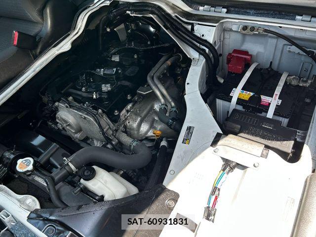 Nissan NV350 Caravan 2021-07 8209367-18