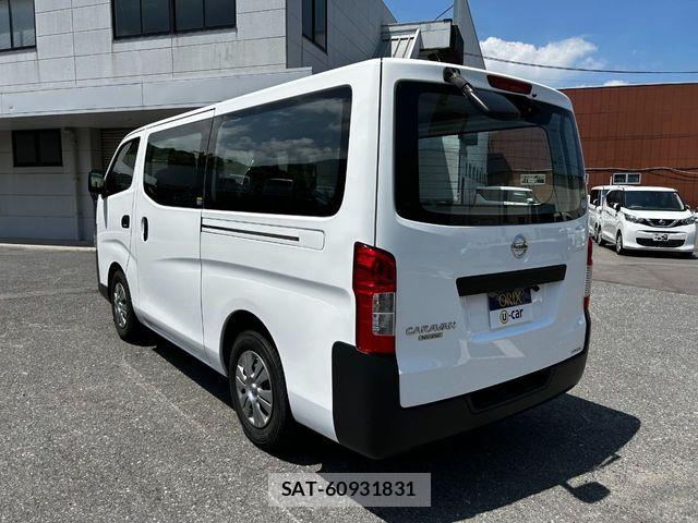 Nissan NV350 Caravan 2021-07 8209367-28