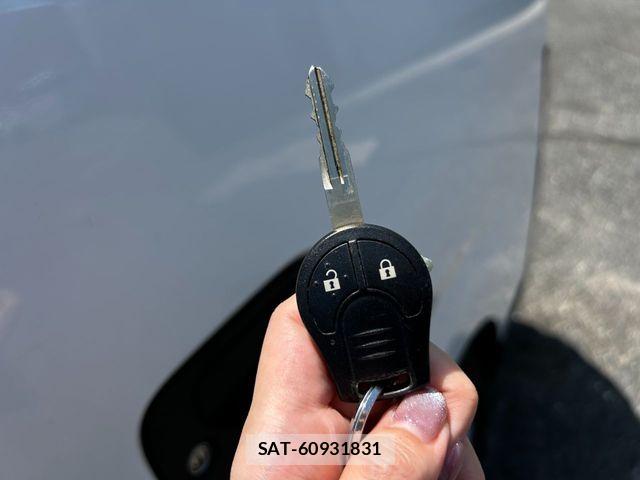 Nissan NV350 Caravan 2021-07 8209367-3
