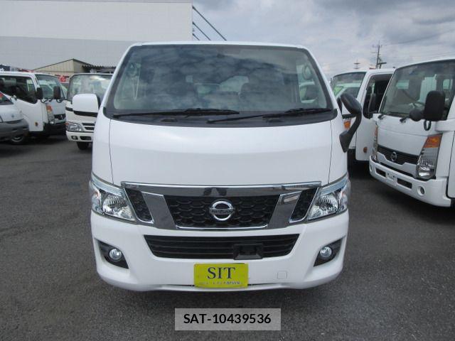 Nissan NV350 Caravan 2017-03 8316183-1
