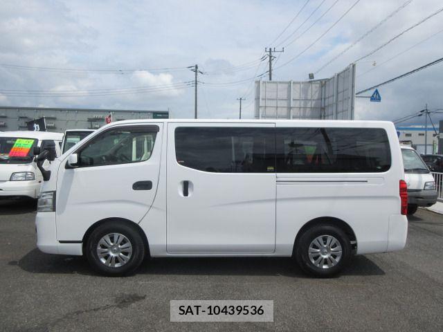 Nissan NV350 Caravan 2017-03 8316183-4