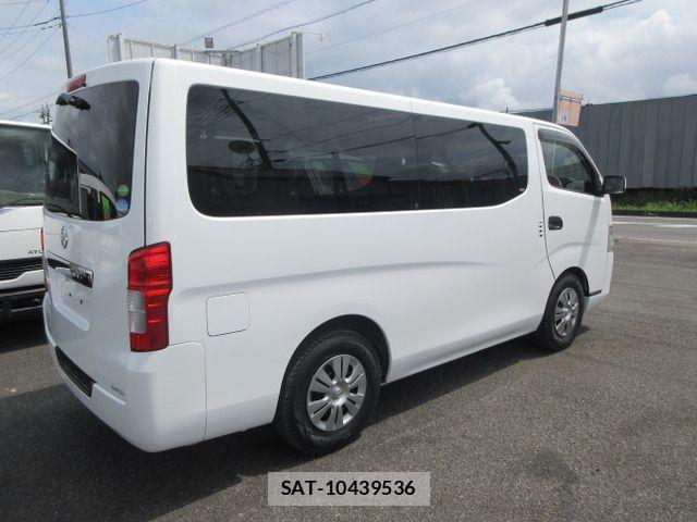 Nissan NV350 Caravan 2017-03 8316183-7
