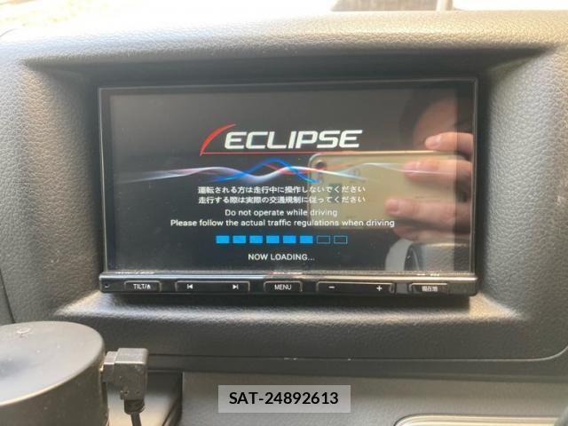 Nissan NV350 Caravan 2018-04 8316184-16