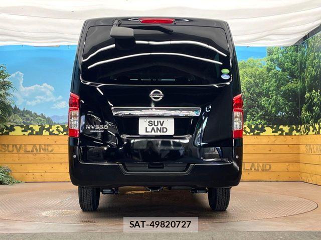 Nissan NV350 Caravan 2016-09 8526412-14