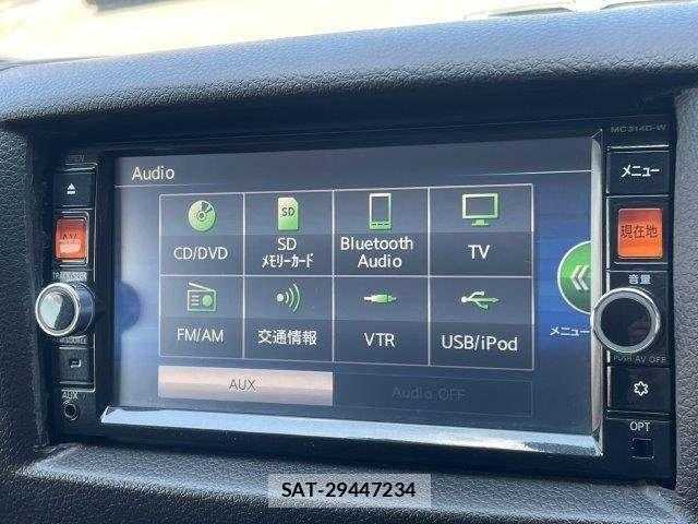 Nissan NV350 Caravan 2016-06 8563071-6