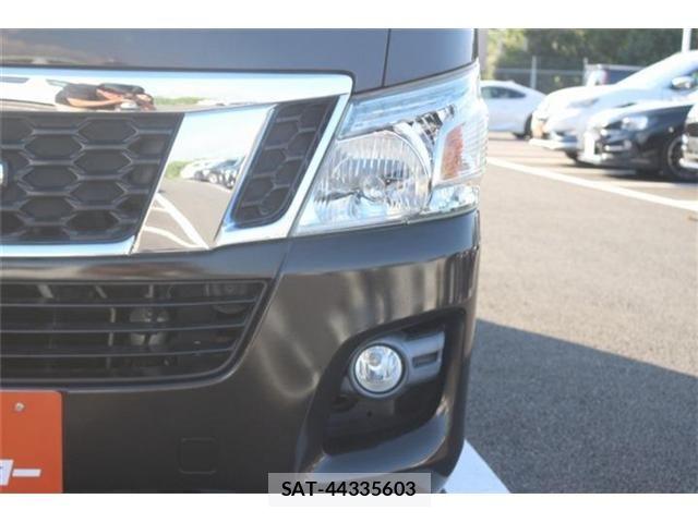 Nissan NV350 Caravan 2015-02 8628226-21