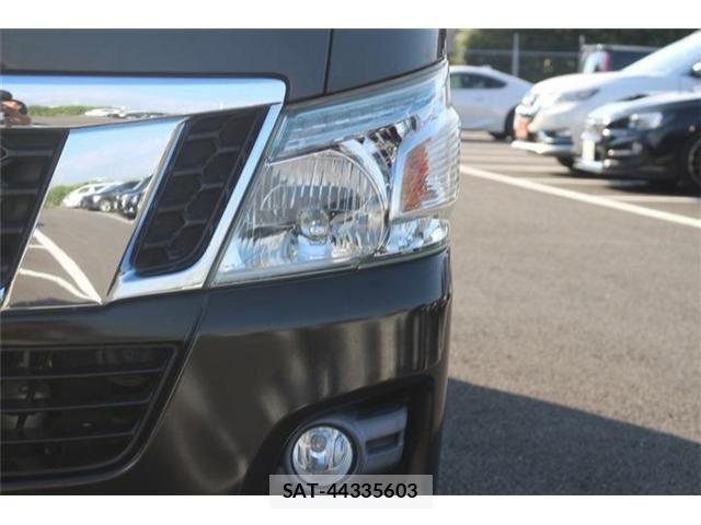 Nissan NV350 Caravan 2015-02 8628226-22