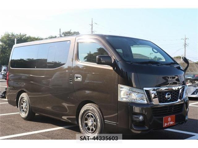 Nissan NV350 Caravan 2015-02 8628226-23